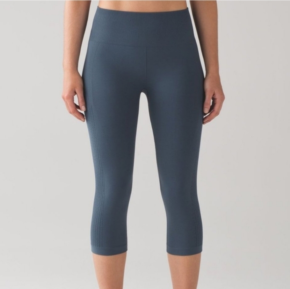 Lululemon Flow and Go Crop Compression Leggings - Picture 2 of 10